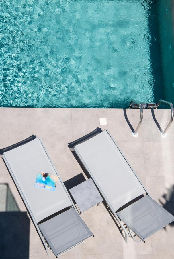 Azul Apartments Nydrí Eksteriør bilde